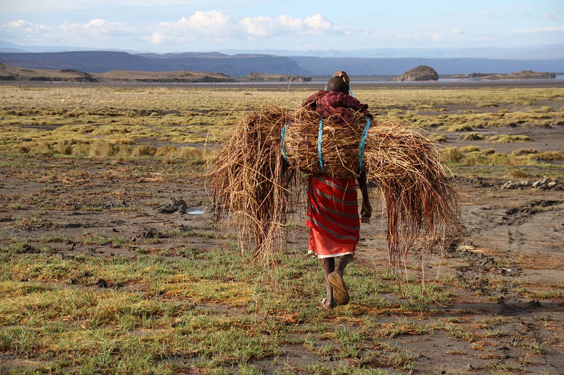 Masai en las cercanías del Lago Natron | Foto © Laura Esteve
