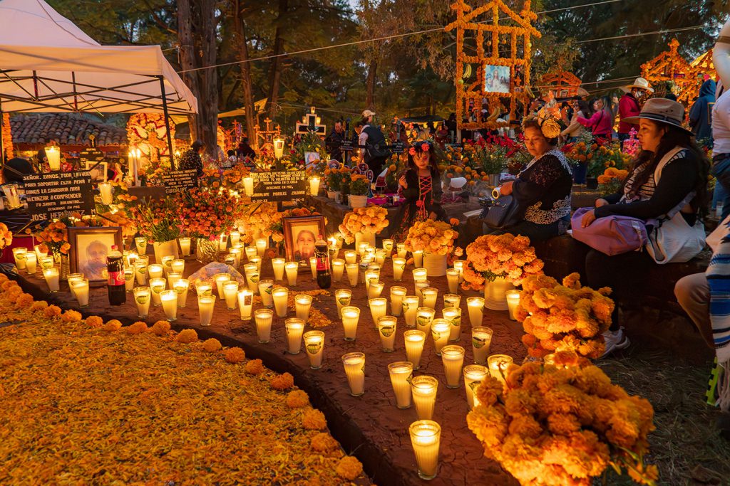 Sempre al record. Panteó de Pàtzcuaro, Dia de Morts, México © Tino Valduvieco
