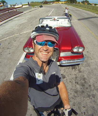 Desde el Caribe, donde está guiando nuestro grupo,  Cuba descubriendo la isla en bicicleta, y a ... <br> <a class='vermellteula'>Seguir leyendo >>></a>