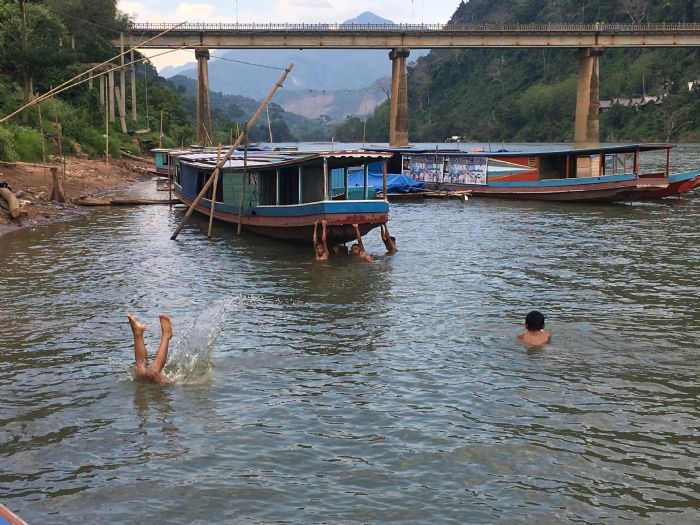 fotos de Laos  autor:Pere Mongay