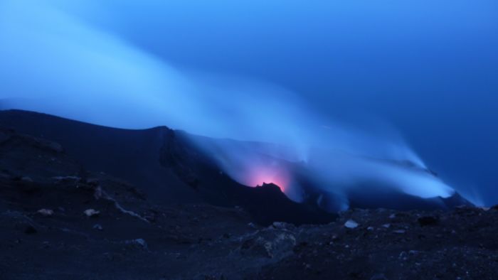 Senderismo en los volcanes de Sicilia e Islas Eolias - Autor Assumpta Gonzalez