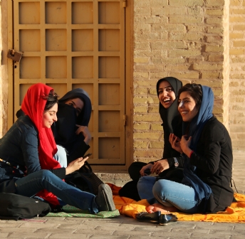 Irán