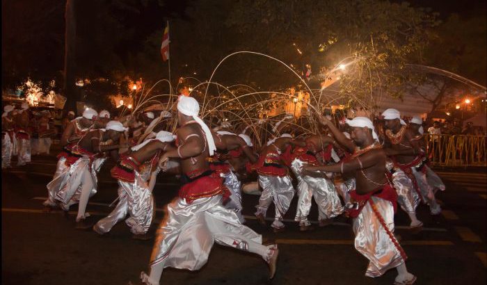Festival Perahera en Sri Lanka Autor Tino Valdivieco